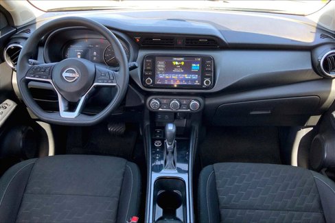 Used 2024 Nissan Kicks SV image 15