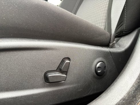Used 2023 Dodge Charger SXT image 12