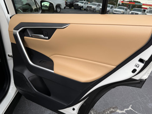 Used 2019 Toyota RAV4 XLE image 15