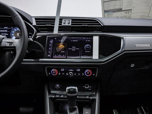 New 2025 Audi Q3 2.0T Premium image 15