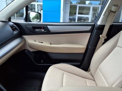 Used 2017 Subaru Outback 2.5i Premium image 66