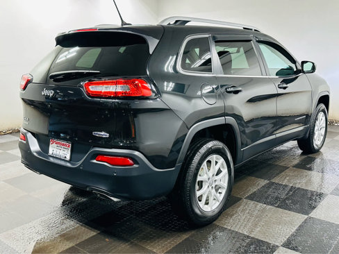 Used 2015 Jeep Cherokee Latitude w/ Comfort/Convenience Group image 6