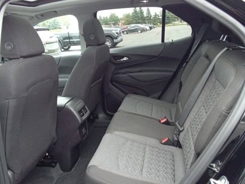 Used 2024 Chevrolet Equinox LT image 4