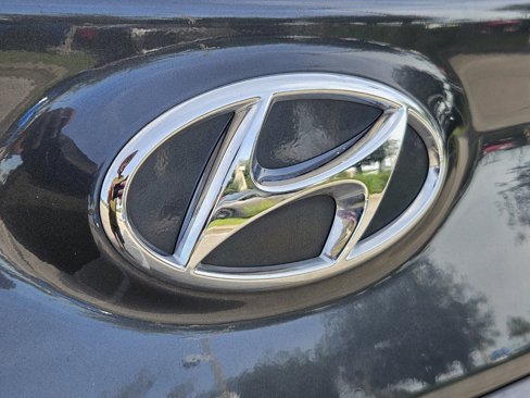 Used 2021 Hyundai Kona SE image 20
