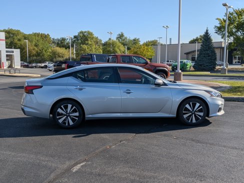Used 2022 Nissan Altima 2.5 SV image 9