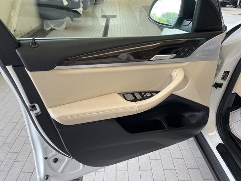 Used 2022 BMW X3 xDrive30i w/ Convenience Package image 15
