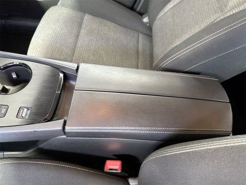 Used 2021 Nissan Rogue SV image 24