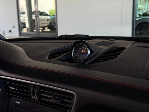 Used 2017 Porsche 911 Carrera 4S image 42