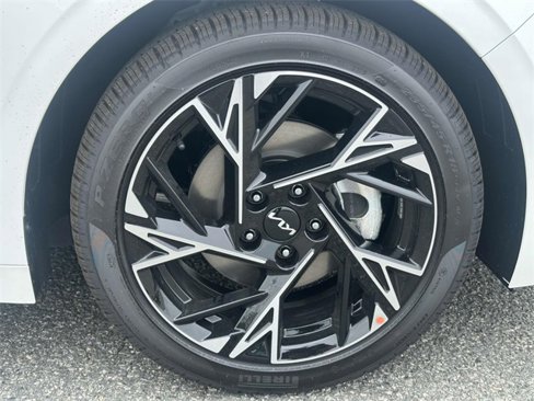 New 2025 Kia K5 GT-Line image 5