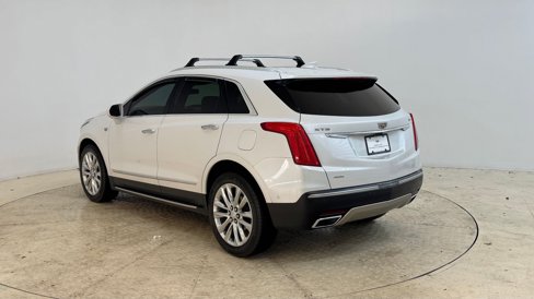 Used 2017 Cadillac XT5 Platinum w/ Driver Assist Package image 3