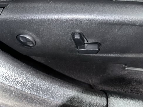 Used 2017 Chrysler 300 S image 22
