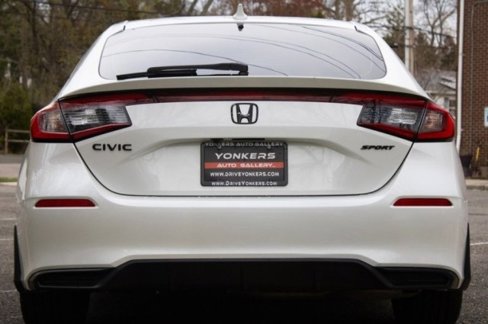 Used 2022 Honda Civic Sport image 7