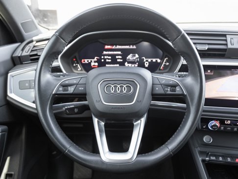 Used 2020 Audi Q3 2.0T Premium Plus w/ Premium Plus Package image 13