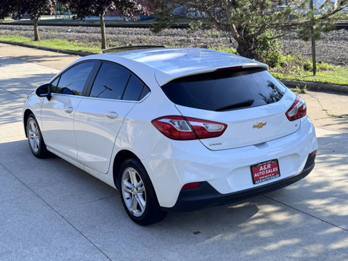 Used 2018 Chevrolet Cruze LT image 4