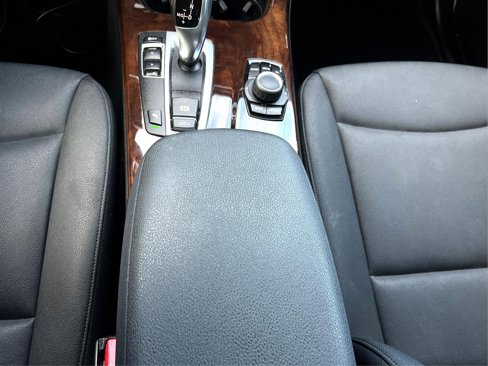 Used 2017 BMW X3 sDrive28i image 15