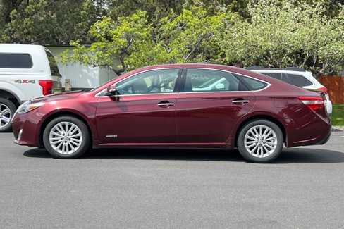 Used 2015 Toyota Avalon Limited image 7