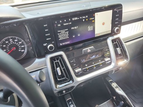 Used 2021 Kia Sorento SX image 17