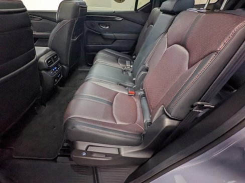 Certified 2025 Honda Pilot Black Edition image 30