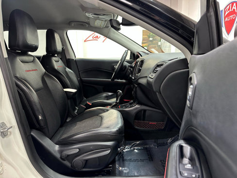 Used 2019 Jeep Compass Trailhawk image 24