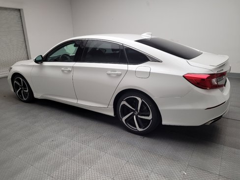 Used 2018 Honda Accord Sport image 3