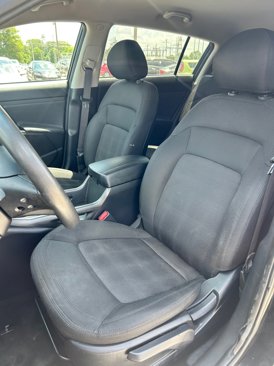 Used 2013 Kia Sportage LX w/ Convenience Pkg image 8