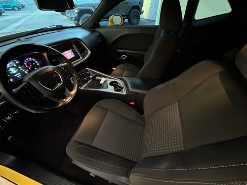 Used 2017 Dodge Challenger SXT w/ Blacktop Package image 21