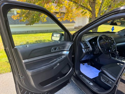 Used 2017 Ford Explorer Sport w/ Equipment Group 401A image 12