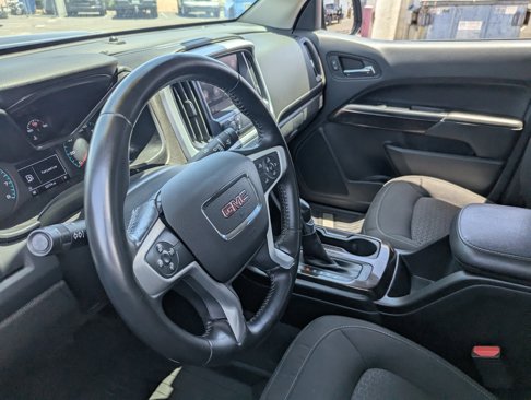 Used 2022 GMC Canyon Elevation image 15