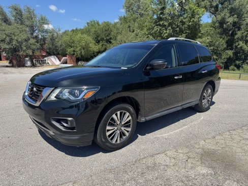 Used 2020 Nissan Pathfinder SL image 3