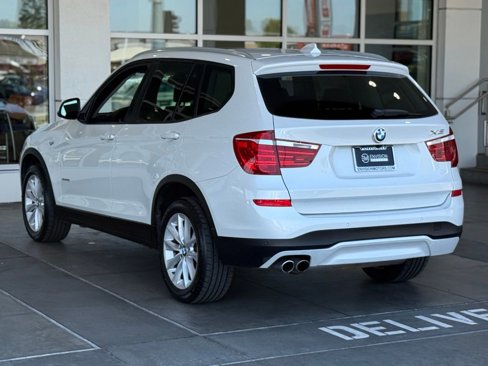 Used 2015 BMW X3 sDrive28i image 9