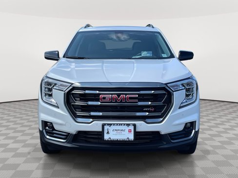 Used 2022 GMC Terrain AT4 w/ Infotainment Package II image 2