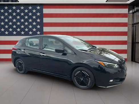 Used 2023 Nissan Leaf SV Plus image 7