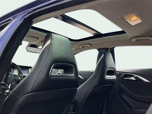 Used 2017 INFINITI QX30 Sport image 26
