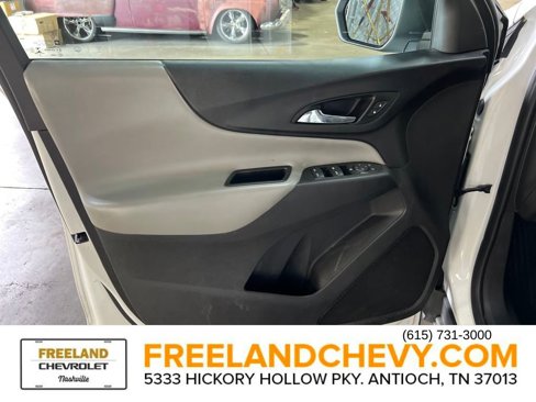 Used 2020 Chevrolet Equinox LS w/ LS Convenience Package image 11