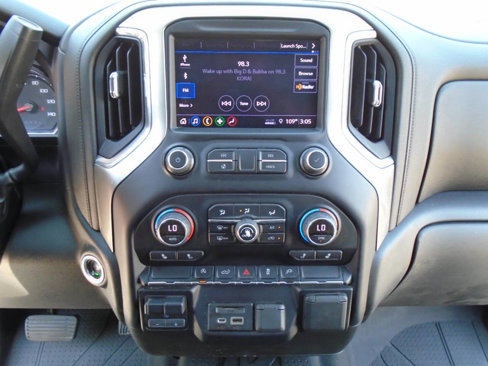 Used 2019 Chevrolet Silverado 1500 LT w/ Texas Edition image 14