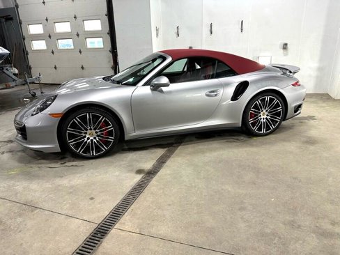 Used 2015 Porsche 911 Turbo image 11