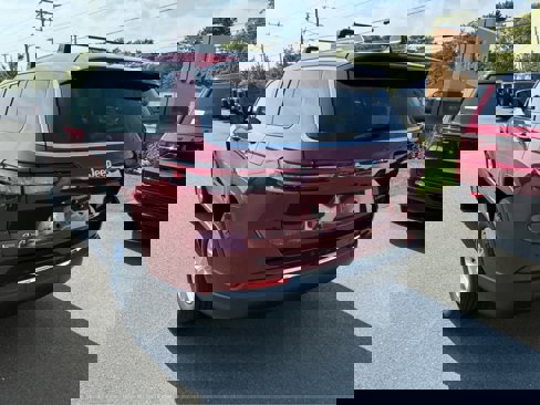 Certified 2022 Jeep Grand Cherokee L Laredo w/ Luxury Tech Group I image 6