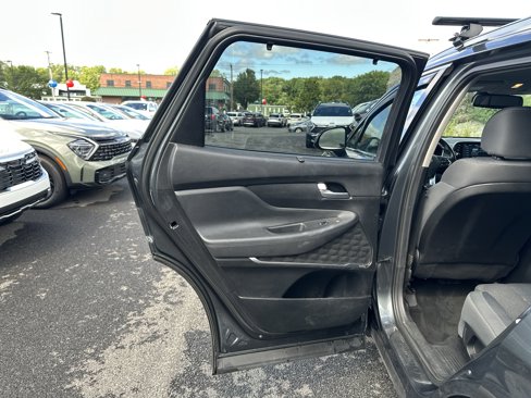 Used 2019 Hyundai Santa Fe SEL image 26