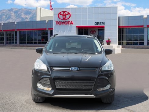 Used 2016 Ford Escape SE w/ SE Leather Comfort Package image 2