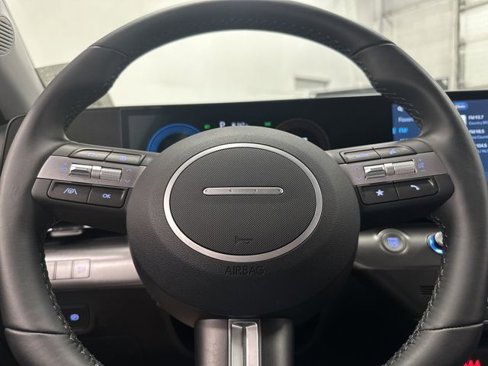 Used 2024 Hyundai Kona SEL image 14