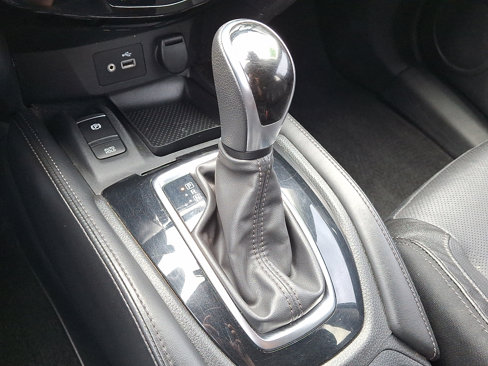 Used 2019 Nissan Rogue SL image 14
