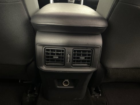 Used 2022 Toyota RAV4 LE image 18