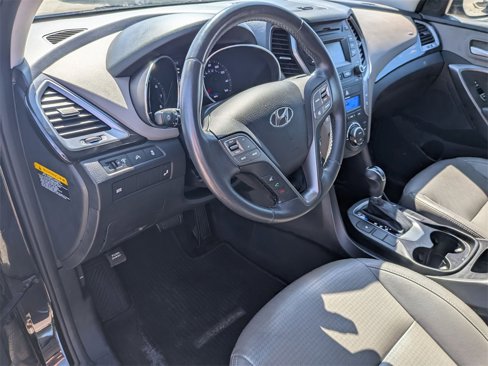 Used 2014 Hyundai Santa Fe GLS image 11