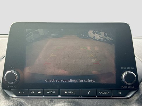 Used 2020 Nissan Sentra SV image 14