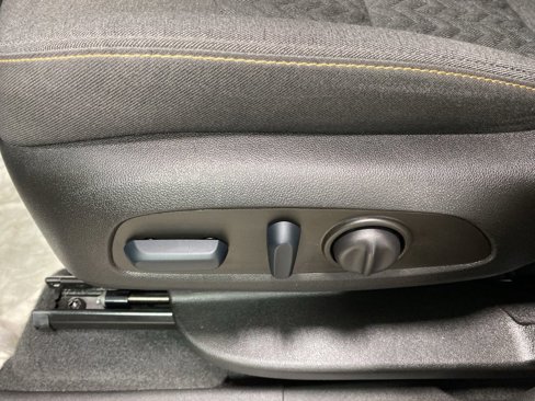 Used 2022 Chevrolet Equinox LT image 31