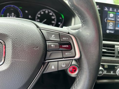 Used 2022 Honda Accord Touring image 18