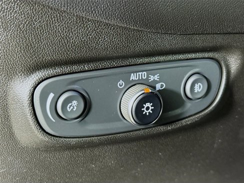 Used 2020 Chevrolet Equinox LT image 11