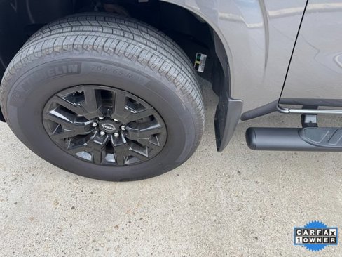 Used 2023 Nissan Frontier SV w/ Tow Package image 15