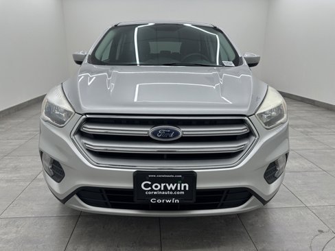 Used 2017 Ford Escape SE image 6