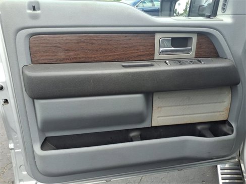 Used 2013 Ford F150 Lariat w/ Mid Equipment Group image 11